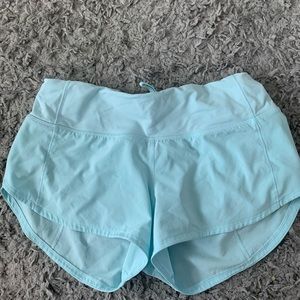 lululemon shorts!!